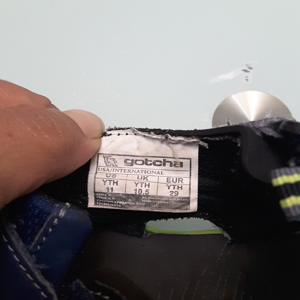 2# Gotcha - Picture 4 of 4
